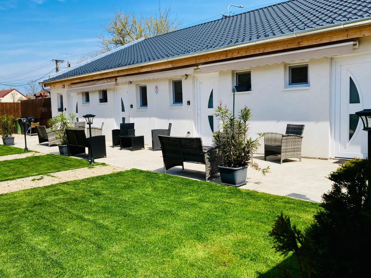 Grafit Apartmanok Hajdúnánás 外观 照片